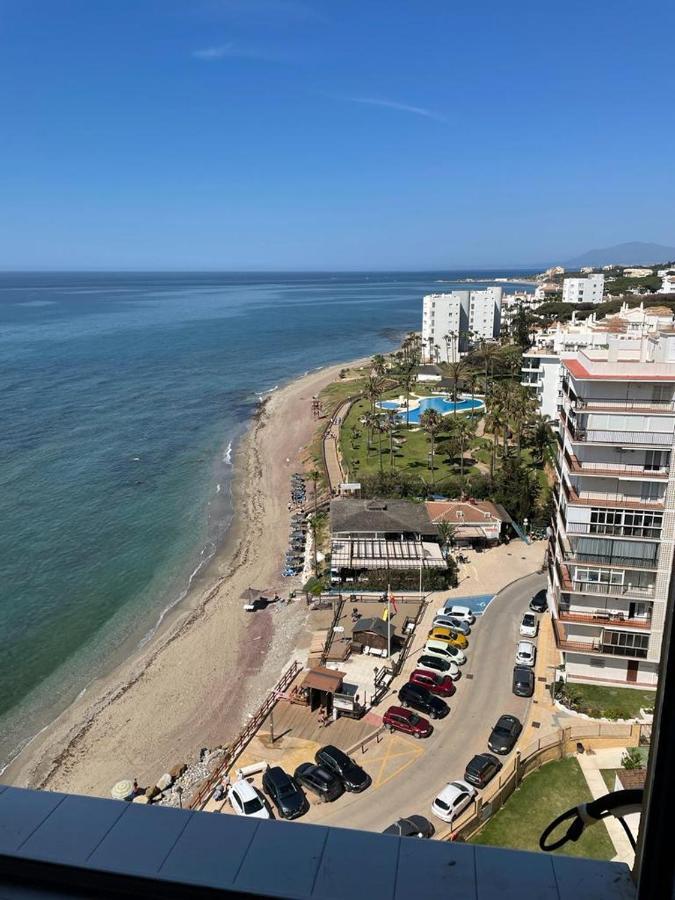 Studio On The Beach Front มาลากา ภายนอก รูปภาพ