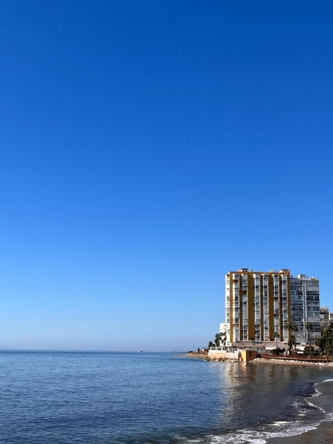 Studio On The Beach Front มาลากา ภายนอก รูปภาพ